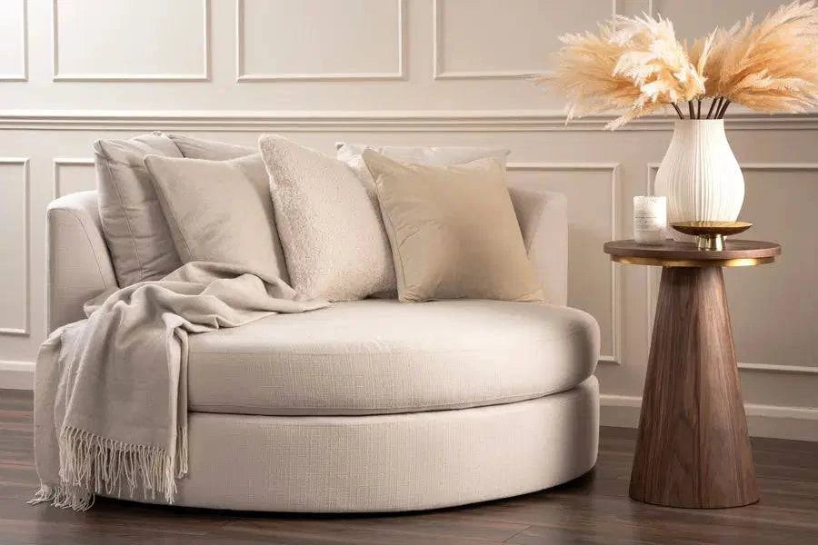 Cala Loveseat - hearthora