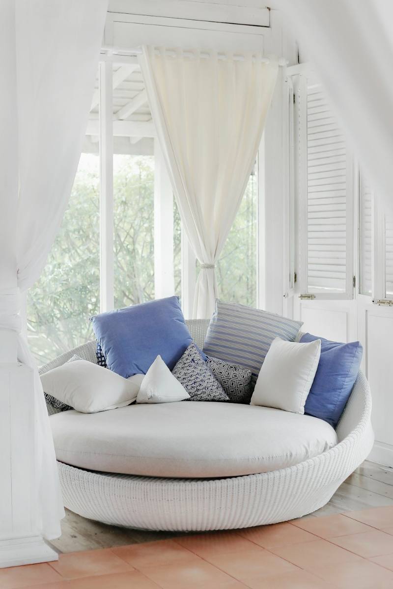 Snug Cuddle Chair