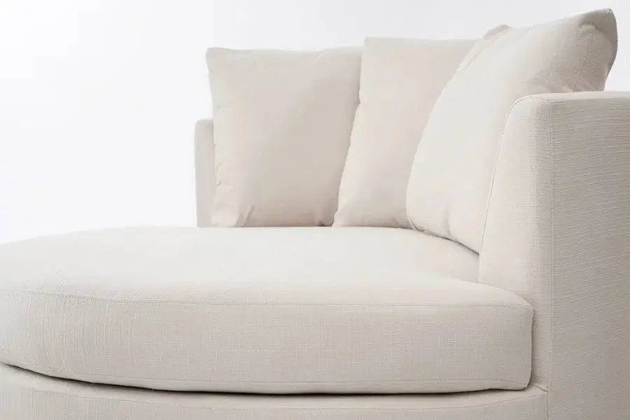 Cala Loveseat - hearthora